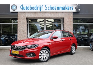 Fiat Tipo Stationwagon 1.4 16v Lounge TREKHAAK STOELVERWARIMING BT-TELEFOONVERB. NAVI CRUISE PDC