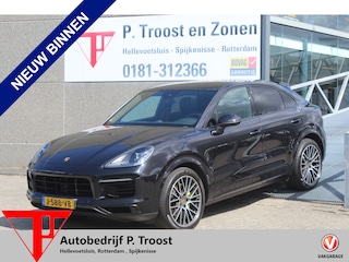 Porsche Cayenne 3.0 E-Hybrid Orig.NL auto/Panoramadak/Sportchrono/Adaptive cruise control/Achteruitrijcamera/Parkeersensoren rondom/Elektrisch verstelbare stoelen met memory/Dodehoek detectie/Active suspension management/Stoelverwarming + koeling/21'' Lichtmetalen velgen