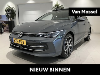 Volkswagen Golf 1.5 eHybrid Style Edition 204 PK | Automaat | Panoramadak | Dodehoeksensoren | IQ Lights | Elektrisch Verstelbare Bestuurdersstoel | Achteruitrijcamera | Apple Carplay | Park Assist | Keyless |