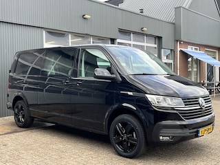 Volkswagen Transporter 2.0 TDI L2H1 DC 150PK Airco Cruise controle Telefoonverbinding Trekhaak 2500kg trekgewicht Apple carplay Navigatiesysteem schuifdeur Euro 6 DC 1e eigenaar Dealer onderhouden