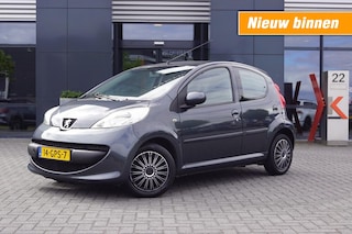 Peugeot 107 Airconditioning / 5 deurs / Electr. ramen / Nw APK !! 120 dkm NAP
