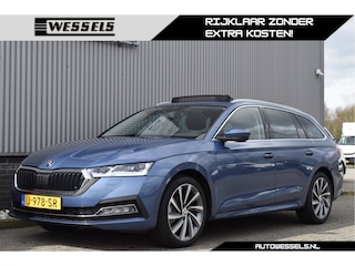 Skoda Octavia Combi 1.5 TSI First Edition Nw model! Panorama, Virtual cockpit, Adaptive cruise, Keyless, Carplay, Trekhaak