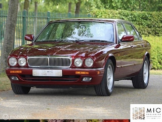 Jaguar XJ EXECUTIVE 3.2 3.2