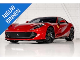 Ferrari 812 HELE l Carbon l Shelf bags