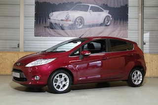 Ford Fiesta 1.25 TITANIUM / AIRCO / 5 DEURS/ nieuwe distributieset!!