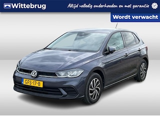 Volkswagen Polo 1.0 TSI 95pk Life Edition / Navigatie / APP Connect / LM velgen / Parkeersensoren A / Camera