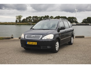 Toyota Avensis Verso 2.0i Linea Luna 6p.