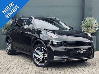 Lynk & Co 01 1.5 Pano/Navi/Camera/AppleCarPlay