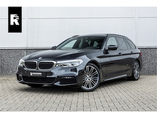 BMW 5-serie Touring 520i High Executive M-Sport Leder dashboard / Pano / Individual / Camera / 19inch