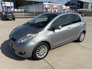 Toyota Yaris 1.3 VVTi Automaat Airco Aux Bluetooth Trekhaak
