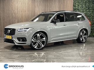 Volvo XC90 T8 AWD Recharge Ultimate Dark | Vol! | Luchtvering | Bowers & Wilkins | 360° Camera | Head-Up Display | Alcantara hemelbekleding | 455pk | Adaptieve Cruise Control | Stoelverwarming voor+achter | Stuurwielverwarming | 22 Inch | Full LED meesturende koplam .