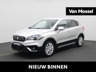 Suzuki S-Cross 1.4 Boosterjet Select Smart Hybrid | Lage Km Stand! | Apple Carplay / Android Auto | Achteruitrijcamera | Verwarmde Stoelen | Climate Control | Lichtmetalen Velgen |