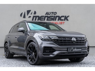 Volkswagen Touareg 3.0 TSI eHybrid 4MOTION / Luchtvering/ Standkachel/ Massagefunctie/ Panoramadak/ Trekhaak/ 280kW (381PK)