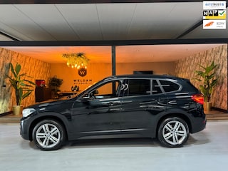 BMW X1 XDrive20i Executive Garantie Camera StoelVW Elek Achterklep PDC Cruise Navi Clima Led Lane All Season Rijklaar
