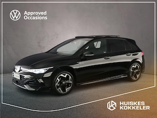 Volkswagen Golf R-Line Edition 1.5 eTSI 150pk DSG Automaat Panoramadak, LED matrix koplampen, Harman Kardon audio, Adaptive cruise ontrol, Achteruitrijcamera