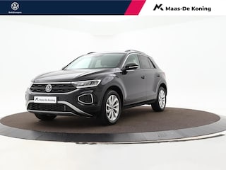 Volkswagen T-Roc 1.5 TSI 150pk DSG Life Edition · Camera · Side Assist · Parkeerassistent · Keyless · ACC · Apple/Android Car Play · 17"Velgen · 06-08-2028 of 100.000km