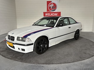 BMW 3-serie Coupé 325i, Tracktool met kenteken, Apk 2027, Grote beurt, Rolbeugel, Kuipstoelen, Semi slicks, Supersprint uitlaat