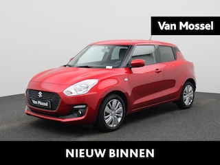 Suzuki Swift 1.2 Grand Luxe + CVT | Automaat | Camera | Stoelverwarming | Automatische Verlichting | Airco | Bluetooth Telefonie | Lichtmetalen Velgen |
