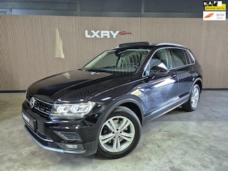 Volkswagen Tiguan 2.0 TSI 4Motion Highline | Navi | Clima | Pano | Digitaal | Stoelverwarming |