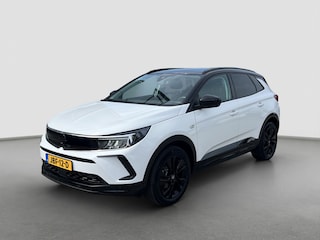 Opel Grandland 1.2 Turbo GS Line Black pakket | Achteruitrijcamera | LED achterlichten | LED koplampen