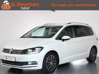 Volkswagen Touran 1.2 TSI Highline, 7-Persoons, Navigatie, Bluetooth, ACC