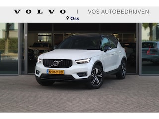 Volvo XC40 2.0 T4 AWD R-Design Full Option!| Schuif-/ kanteldak| Harman Kardon Audiosysteem| 360* Camera| Semi- elektrisch inklapbare trekhaak|