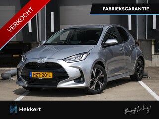 Toyota Yaris Dynamic 1.5 Hybrid 115pk Automaat 16''LM | STOELVERW. VOOR | ADAPT. CRUISE | DAB | PDC + CAMERA