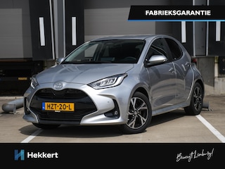 Toyota Yaris Dynamic 1.5 Hybrid 115pk Automaat 16''LM | STOELVERW. VOOR | ADAPT. CRUISE | DAB | PDC + CAMERA