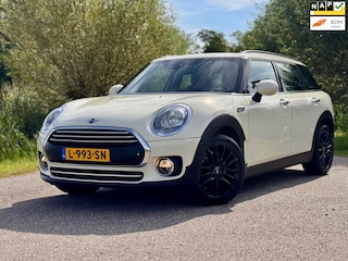Mini Clubman 1.5 One Chili Serious Business Leder Navi Camera Stoelverwarming Perfect Onderhouden