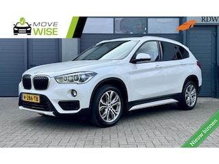 BMW X1 sDrive18i High Executive | Sportline | Automaat | Lage KM! | Trekhaak Afnb. | Camera | Nieuwstaat |