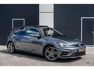 Volkswagen Golf 1.0 TSI Highline R Line Cam|Carplay|Pano|VOL