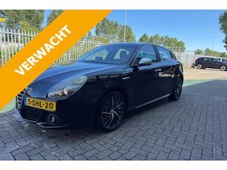 Alfa Romeo Giulietta 1.4 Turbo MultiAir 170pk AUT6. | TCT Limited Business Executive