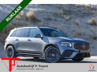 Mercedes-Benz GLB AMG 35 4MATIC Premium Plus Panoramadak/Night pakket/Sfeerverlichting/Navigatie/Keyless/Cruise control/Climate control/Elektrisch verstelbare stoelen met memory/Stoelverwarming/Dodehoek detectie/Achteruitrijcamera/Parkeersensoren rondom/Elektrische achterk