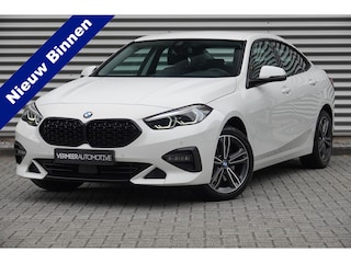 BMW 218i Business Edition Plus | Automaat | Carplay | Camera | Sfeer | Leder |
