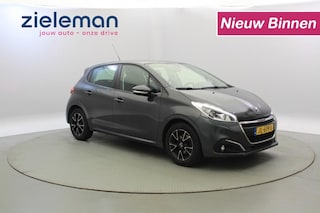 Peugeot 208 1.2 PureTech Blue Lion - Navi, Airco, Cruise, Lichtmetalen Velgen