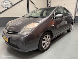 Toyota Prius 1.5 VVT-i Comfort Volledig dealer onderhouden!