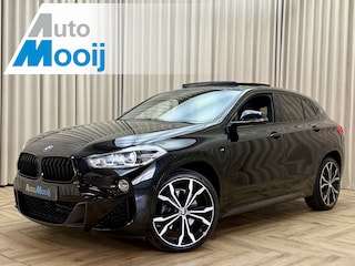 BMW X2 xDrive20i High Executive *M-Sport* Panoramadak / Alcantara / Harman/Kardon / Keyless / Head-Up / Camera / Cruise / Navigatie / Stoelverw.