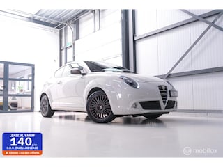 Alfa Romeo Mito 0.9 TwinAir Racer | Navigatie | PDC | NL auto NAP | Cruisecontrol | Climatecontrol |