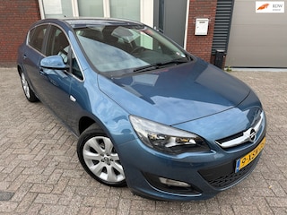 Opel Astra 1.4 Turbo Blitz / Navi / PDC / Airco / Cruise / NAP