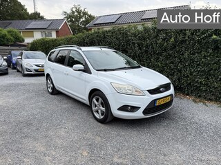 Ford Focus Wagon 1.6 Trend | Airco | Cruise Control | Elekt. Ramen | LMV | Trekhaak | Privacy Glass | APK tot 12-02-2026!