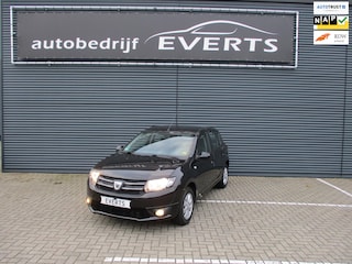 Dacia Sandero 0.9 TCe Blackline Renault onderhouden recente factuur beurt 1800 euro hele mooie complete auto scherpe meeneem prijs