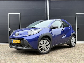 Toyota Aygo 1.0 VVT-i MT Play | Camera | Carplay | NL-auto