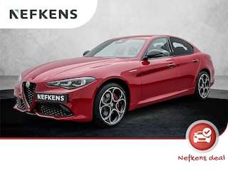 Alfa Romeo Giulia Veloce 280 pk Automaat | Navigatie | Achteruitrijcamera | Parkeersensoren Voor en Achter | Lederen Bekleding | Sportstoelen | Matrix LED Koplampen | Dodehoek Detectie | Keyless Entry/Start | Adaptieve Cruise Control | 19" Lichtmetalen Velgen | Apple Carplay/Android Auto |