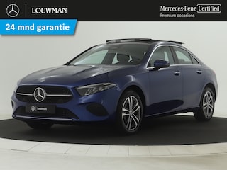Mercedes-Benz A-klasse 250e Luxury Line Limousine | Panorama schuifdak | Parkeerpakket met camera | KEYLESS GO | Stoelverwarming | Siegelpakket | Thermotronic clima | Extra USB-poorten | Sfeerverlichting | Draadloos oplaadsysteem voor Smartphone |