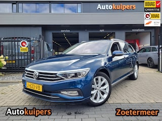 Volkswagen Passat Variant 1.5 TSI Business | Met o.a. adaptieve cruise, elektr. uitkl. trekhaak, lederen bekleding en camera!