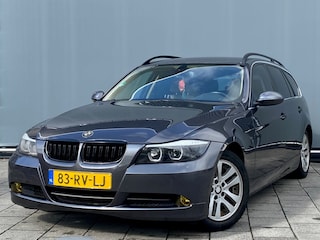 BMW 3-serie Touring BWJ 2005 | 325i 218PK Dynamic Executive | CLIMA | LEER | TREKHAAK | PDC |