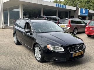 Volvo V70 2.5T 231pk Aut 5 Cilinder Momentum Model '12
