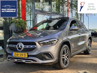 Mercedes-Benz GLA 250 e AUTOMAAT | Panormadak | Climate Control | Navigatie | Parkeercamera | Cruise Control | Stoelverwarming