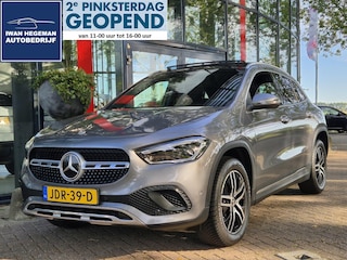 Mercedes-Benz GLA 250 e AUTOMAAT | Panormadak | Climate Control | Navigatie | Parkeercamera | Cruise Control | Stoelverwarming