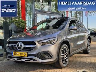 Mercedes-Benz GLA 250 e AUTOMAAT | Panormadak | Climate Control | Navigatie | Parkeercamera | Cruise Control | Stoelverwarming